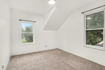 261 E Emmett Street, Battle Creek, MI 49017 - Photo 13
