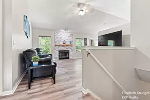 1031 Legacy NE, Comstock Park, MI 49321 - Photo 7