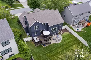 1622 Amberley Ct SE, East Grand Rapids, MI 49506 - Photo 53