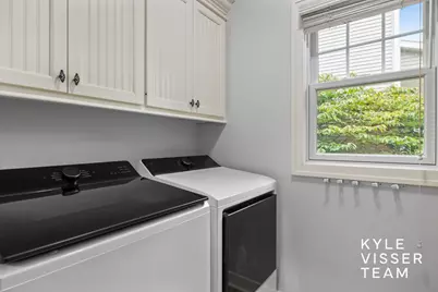 1622 Amberley Court SE, East Grand Rapids, MI 49506 - Photo 19