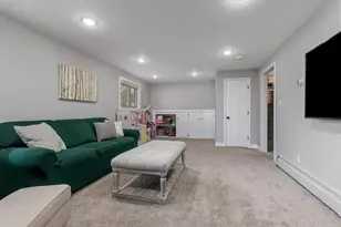 819 E Plainfield Ct, Zeeland, MI 49464 - Photo 25