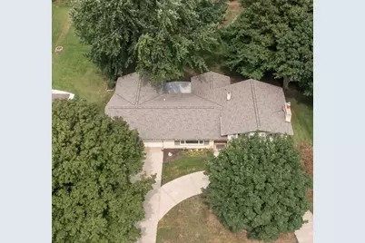 819 E Plainfield Court, Zeeland, MI 49464 - Photo 3