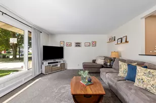 819 E Plainfield Ct, Zeeland, MI 49464 - Photo 13
