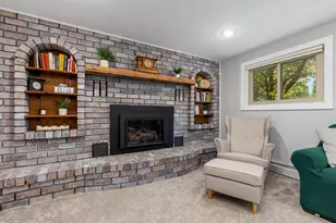819 E Plainfield Ct, Zeeland, MI 49464 - Photo 25