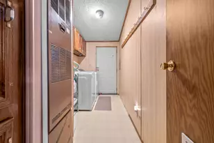 2625 Sanford Dr, Hillsdale, MI 49242 - Photo 25