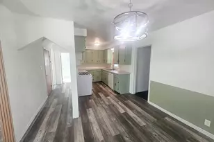 6015 Herbert St, Westland, MI 48185 - Photo 9