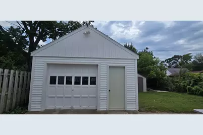 1349 W Summit Avenue, Muskegon, MI 49441 - Photo 5