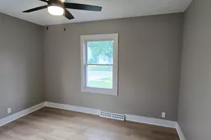 1349 W Summit Ave, Muskegon, MI 49441 - Photo 11