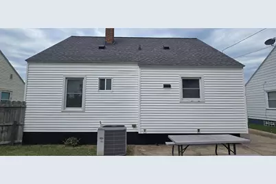 1349 W Summit Avenue, Muskegon, MI 49441 - Photo 7