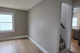 1349 W Summit Ave, Muskegon, MI 49441 - Photo 7