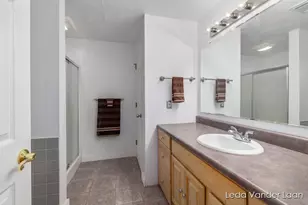 9520 Hidden Bluff Dr NE, Rockford, MI 49341 - Photo 29