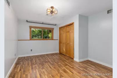 9520 Hidden Bluff Drive NE, Rockford, MI 49341 - Photo 27