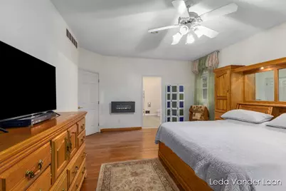9520 Hidden Bluff Drive NE, Rockford, MI 49341 - Photo 19
