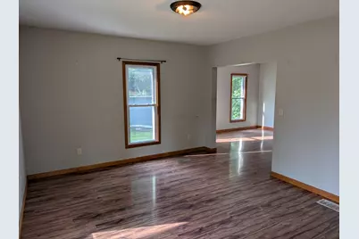 324 S East Street, Cassopolis, MI 49031 - Photo 5