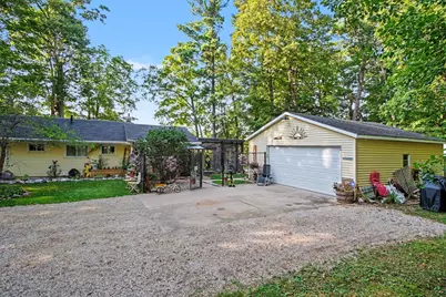 3936 Truesdale Street, Newaygo, MI 49337 - Photo 5