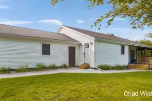 7200 Knapp St NE, Ada, MI 49301 - Photo 5