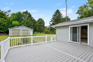 235 Oriole Dr, Battle Creek, MI 49037 - Photo 17