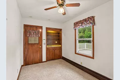 235 Oriole Drive, Battle Creek, MI 49037 - Photo 9