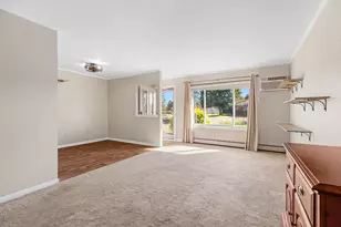 25352 Potomac Dr, South Lyon, MI 48178 - Photo 5