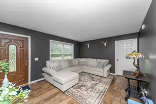 4240 E Commerce Rd, Commerce Township, MI 48382 - Photo 5
