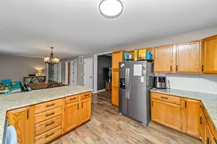 4240 E Commerce Rd, Commerce Township, MI 48382 - Photo 9