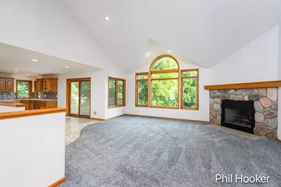 6211 Royalton Drive SE, Caledonia, MI 49316 - Photo 3
