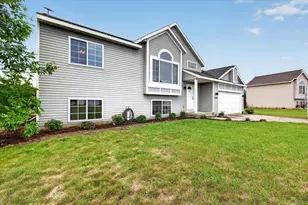 11310 Meadow Wood Cir, Greenville, MI 48838 - Photo 3