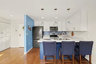 297 W Clay Ave, Muskegon, MI 49440 - Photo 15