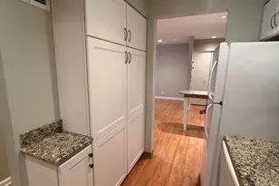 2006 Wealthy St SE, Grand Rapids, MI 49506 - Photo 11