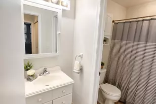 2006 Wealthy St SE, Grand Rapids, MI 49506 - Photo 17
