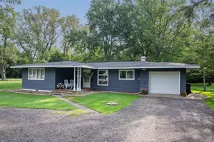10163 Baldwin Rd, Bridgman, MI 49106 - Photo 1
