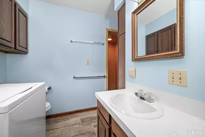2641 Heathcliff Street SE, Grand Rapids, MI 49546 - Photo 11