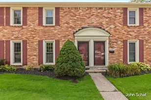 2471 Abbington Dr SE, Grand Rapids, MI 49506 - Photo 1