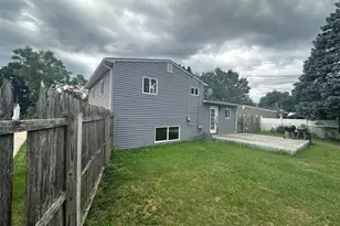 517 Clarion St, Clio, MI 48420 - Photo 11