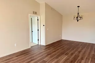 2260 Leighton Dr, Shelby Twp, MI 48317 - Photo 5
