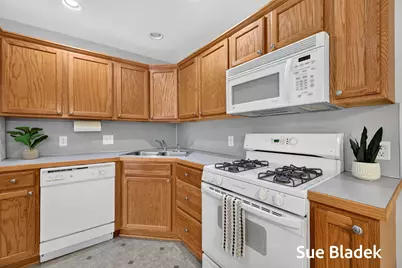 3089 E Crystal Waters Drive #8, Holland, MI 49424 - Photo 13