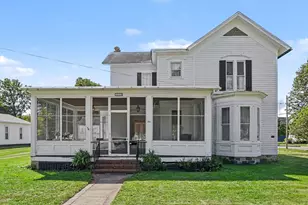 313 W Front St, Buchanan, MI 49107 - Photo 1