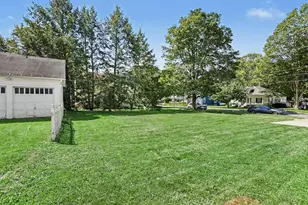 313 W Front St, Buchanan, MI 49107 - Photo 37