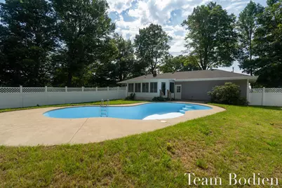 395 E Maple Street, Climax, MI 49034 - Photo 9