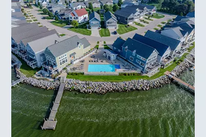 303 Terrace Point Circle, Muskegon, MI 49440 - Photo 35