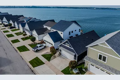 303 Terrace Point Circle, Muskegon, MI 49440 - Photo 45