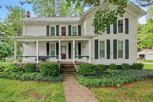 310 E Unadilla St, Pinckney, MI 48169 - Photo 1