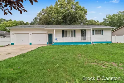 2756 Marquette Avenue, Muskegon, MI 49442 - Photo 1