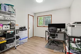 2756 Marquette Ave, Muskegon, MI 49442 - Photo 19