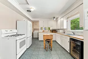 537 W Green St, Hastings, MI 49058 - Photo 13
