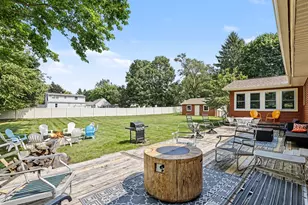309 Sib Rumery St, Wayland, MI 49348 - Photo 23