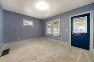 942 Ada Ave, Muskegon, MI 49442 - Photo 5