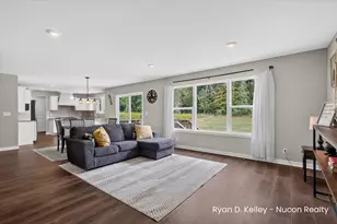 11544 Sessions Woods Dr W, Grand Rapids, MI 49534 - Photo 13