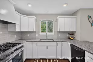 11544 Sessions Woods Dr W, Grand Rapids, MI 49534 - Photo 19