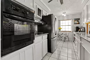 14051 Cloverdale St, Oak Park, MI 48237 - Photo 13